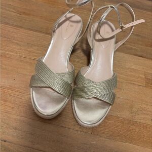 Bandolino Metallic Gold Woven Espadrille Sandals